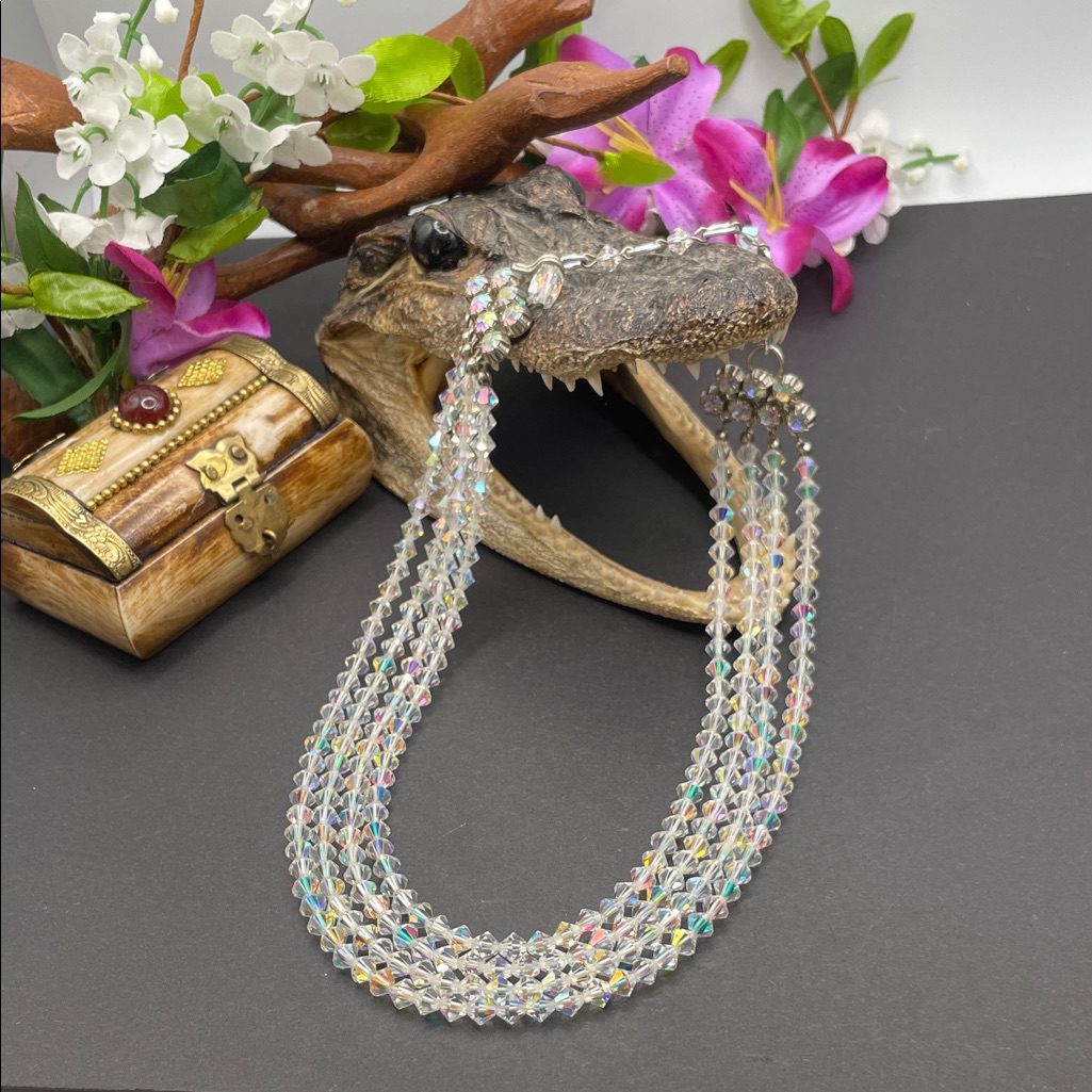 Austrian Crystal Necklace Vintage B13 68$